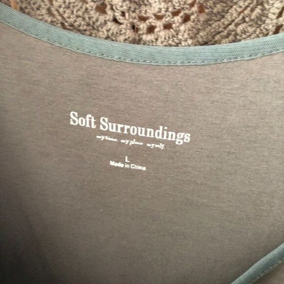 Soft Surroundings Womens Large Double Layer Crochet Back Detail Blouse Top - Picture 3 of 11